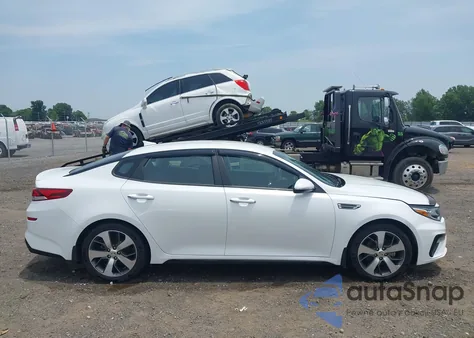 2019 Kia Optima S z USA, uszkodzony, nr VIN 5XXGT4L33KG361243